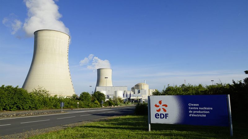 La metà dei reattori nucleari francesi viene chiusa a causa della crisi energetica